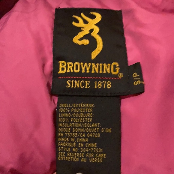 Woman’s puffer jacket. - Picture 4 of 14